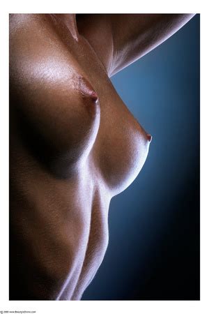 Awesome Artistic Pictures With Hot Naked Babe XXX Dessert