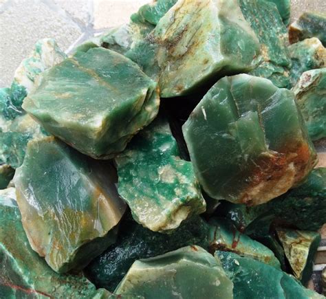 Pedra Preciosa Jade Verde Bruto Cm Lote Gramas R