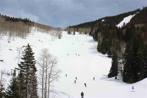 Skiing & Snowboarding Beaver Creek Resort - Colorado Ski Travel Guide