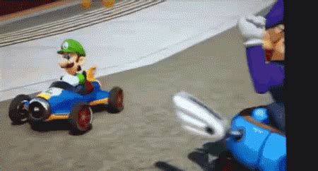 Mario Kart - Mario Kart GIF - MarioKart Stare - Discover & Share GIFs