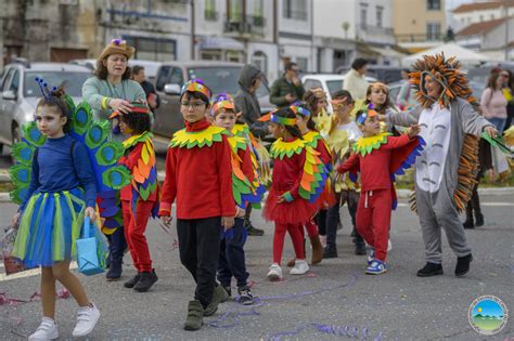 Carnaval das Escolas 2024 as nossas crianças desfilaram pelas ruas do