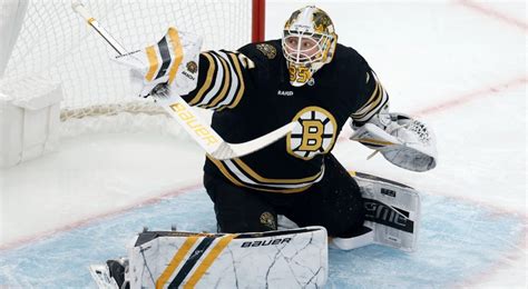 Report Bruins Goalie Ullmark Returns After MRI Showed No Damage