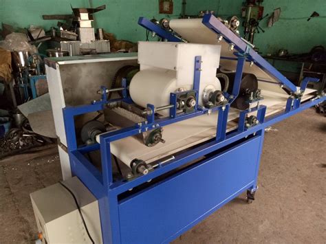 Round Semi Automatic Chapati Making Machine Capacity Hr Model