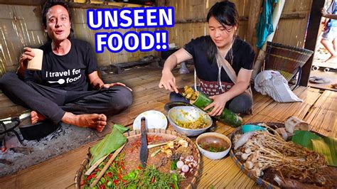 Extreme Jungle Food!! EATING WHOLE BANANA TREE 🌴 Karen People Thailand ...