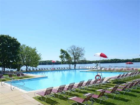 Salem Harbour Riverfront Resort Old Bridge Road At State Road