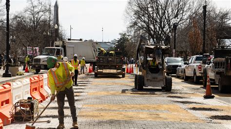 Residents react as removal of the Black Lives Matter mural begins