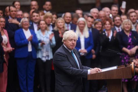 ‘bring Back Boris Supporters Call For Johnsons Uk Comeback