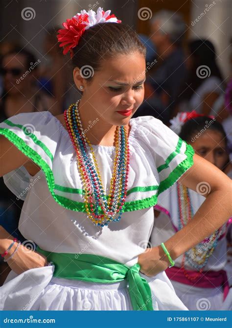 Woman from Nicaragua Dance Palo De Mayo Editorial Photography - Image ...