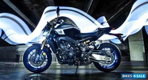 Yamaha Mt Sp Motorcycle Price Specs And Features Bikes Sale