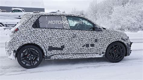 2024 Alpine A290 Electric Hot Hatch Spied For First Time