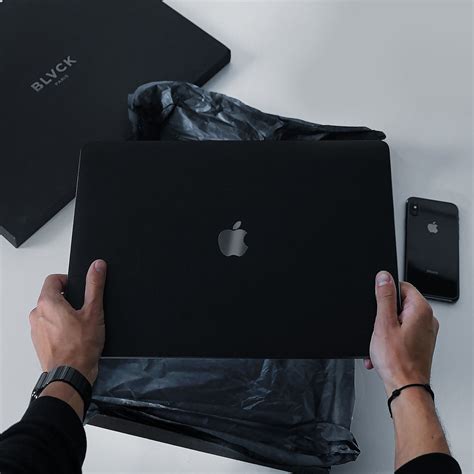 Black MacBook Skin | Blvck Paris