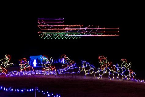 See 5 Million Twinkling Lights At Yukon Christmas Lights