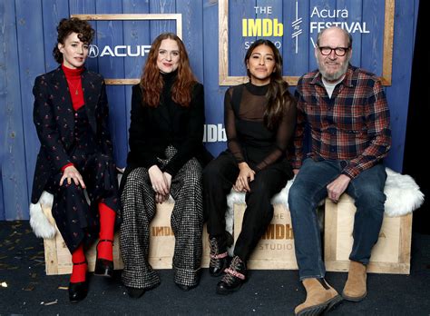 'Kajillionaire': Director Miranda July praises 'dream cast' while ...