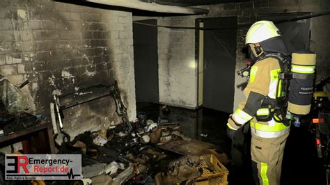 Monheim Baumberg Kellerbrand In Einem Mehrfamilienhaus