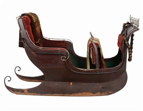 Lot Detail - HORSE-DRAWN SLEIGH.