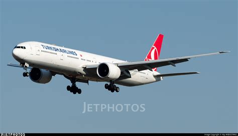 TC LJA Boeing 777 3F2ER Turkish Airlines Alp AKBOSTANCI JetPhotos