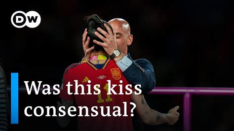 Spanish Football Federation threatens players over kiss 'lies'| DW News ...