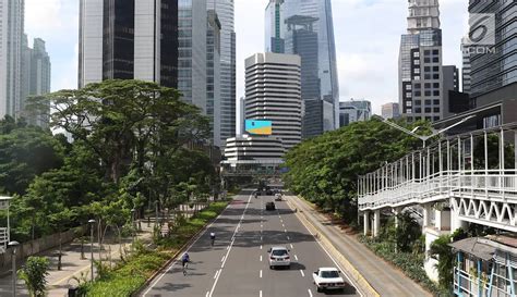 FOTO Melihat Lengangnya Lalin Ibu Kota Saat Libur Imlek 2019 Foto