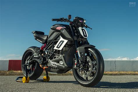 Racing To The Clouds The Pikes Peak Zero Sr F Bike Exif