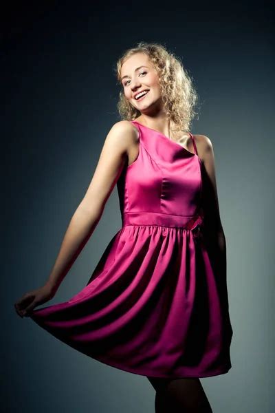 Happy Blonde Teen Girl Stockfotos Lizenzfreie Happy Blonde Teen Girl Bilder Depositphotos