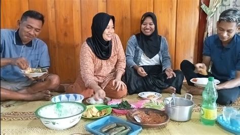 Sarapan Bersama Keluarga Kecilku Youtube