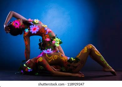 Thousand Nude Body Paint Royalty Free Images Stock Photos Pictures Shutterstock
