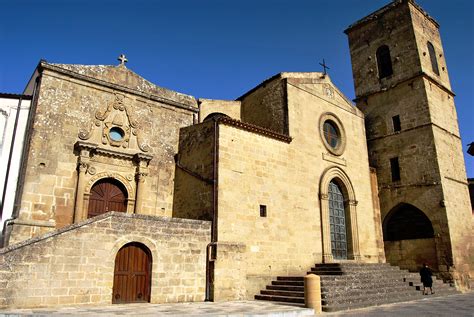 Basilica Di San Leone Pro Loco Assoro