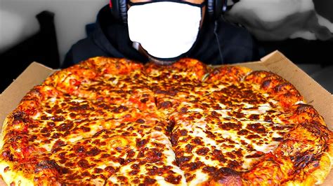 ASMR COSTCO PIZZA W MASK ON EATING CHALLENGE MUKBANG GUY FOOD COURT