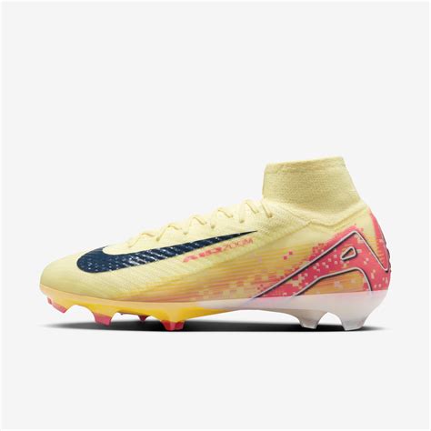 Shop Football Shoes and Jerseys Online in UAE - Nike Football Gear