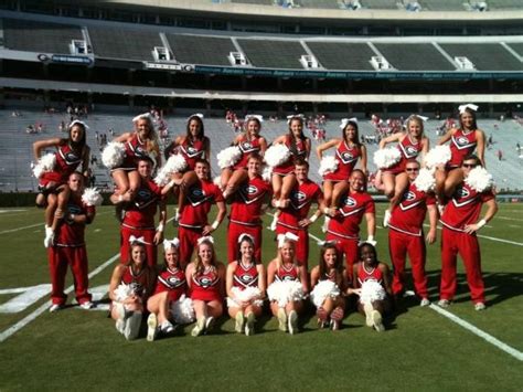 26 best Georgia Bulldogs Cheerleaders images on Pinterest | Georgia ...