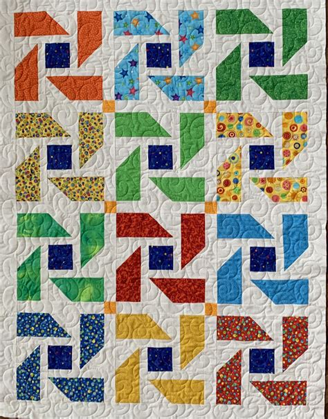 Pin by Mualla Kurtoğlu on Kırkyama Colorful quilts Scrappy quilt