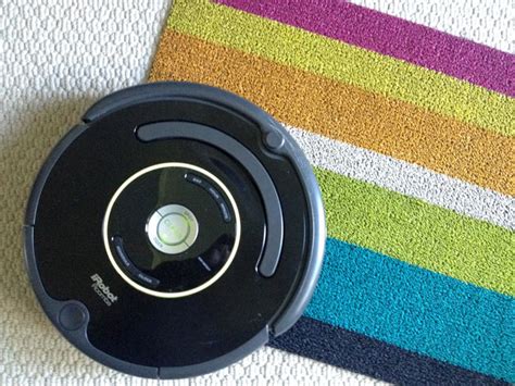 Roomba 600 Series Review: A Mom's New Bestie