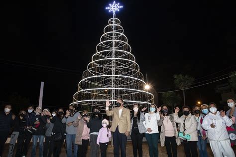 Quito Sigue Ilumin Ndose Con La Encendida Del Pesebre Y Rbol Navide O