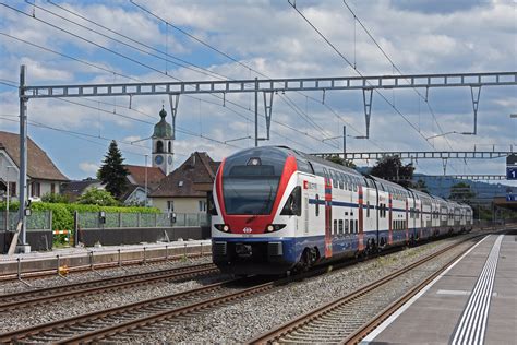 RABe 511 001 KISS durchfährt am 10 06 2024 den Bahnhof Rup Flickr