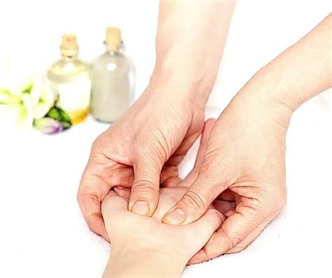 Benefits Of Hand Reflexology Life Insurance 007