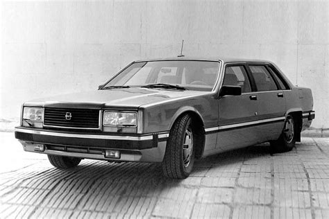Автомобилите от Русия: ЗИЛ 4102 - AUTO BILD България
