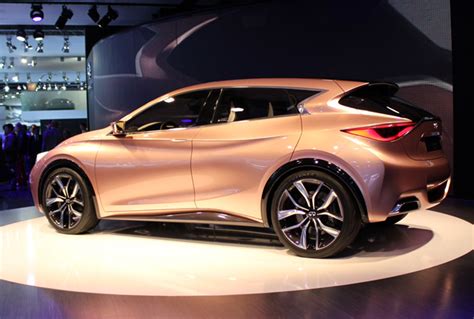 Infiniti Q30 Crossover Set To Debut At The 2015 Frankfurt Auto Show