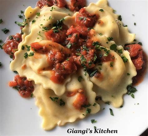 Lobster Ravioli With Marinara Sauce Giangi S Kitchen