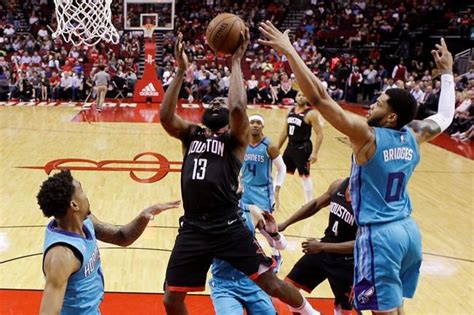 Harden Scores 40 Points To Lead Rockets Over Hornets 125 110 Brandon Sun