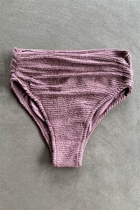 Biqu Ni Calcinha Hot Pants Oli Magia