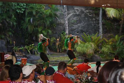 Exploring the Polynesian Cultural Center ~ `Ohana Time on O’ahu