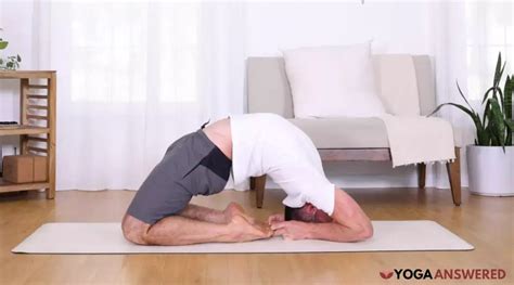 How to Do Pigeon Pose in Yoga (Kapotasana)