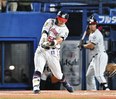 村上3安打で安打数もリーグトップタイに 打撃4冠が視野に入る【ヤクルト】：中日スポーツ・東京中日スポーツ