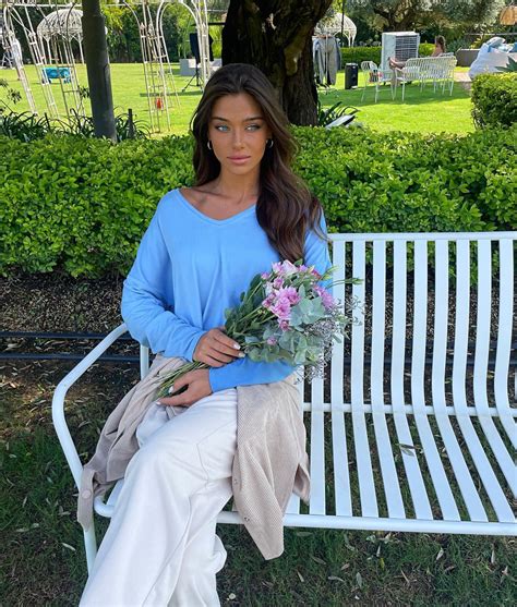 Milana Vino - Sexy