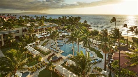 Luxury Resorts Hawaii | 5-Star Four Seasons Hotels Hawaii