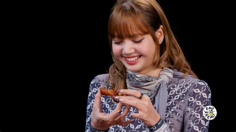 BLACKPINK S Lisa Takes On The Spicy Wings Challenge On Hot Ones And Talks About Her New