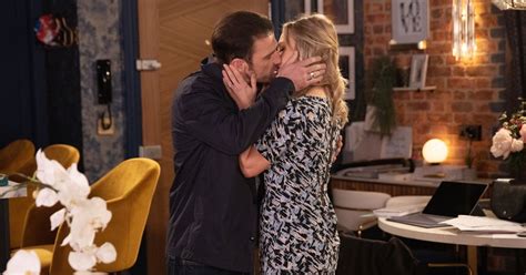 Corrie Spoilers See Sarah Forced To Admit Her Affair In Dramatic Scenes