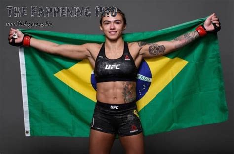 Claudia Gadelha Nude Leaked Photos The Fappening