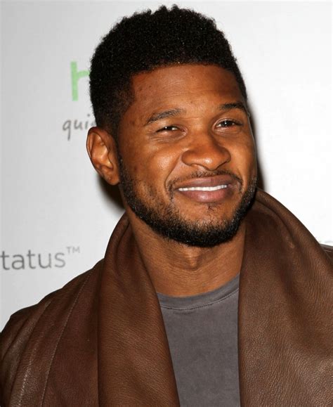 Usher Picture 174 - The HTC Status Social Launch Event - Arrivals