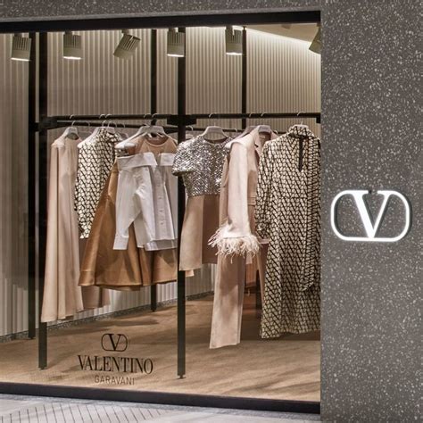 Unboxing Valentino Takes Over The Windows Of The World Ten Top